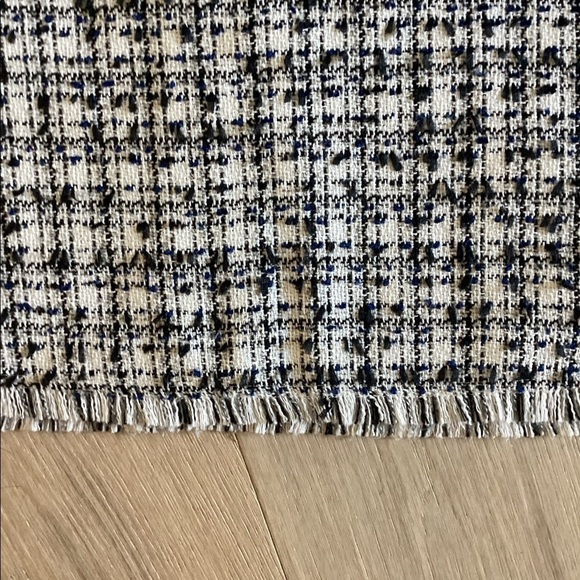 H&m Short Skirt - Picture 4 of 8